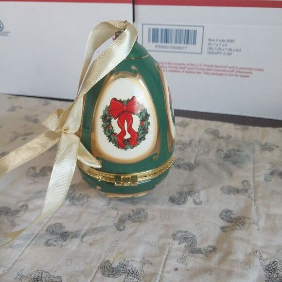 Mr Christmas Porcelain Musical Christmas Egg 2006 Pre-owned Works Needs Battery - Picture 3 of 5